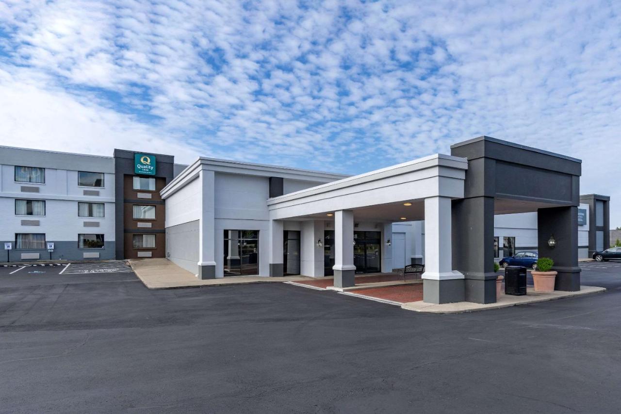 Quality Inn Lexington -Horse Park Bagian luar foto