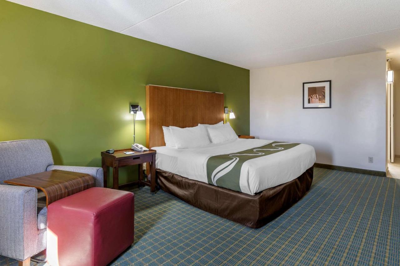 Quality Inn Lexington -Horse Park Bagian luar foto