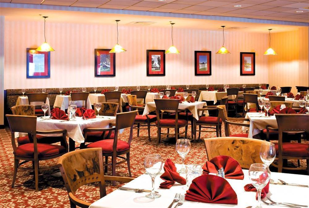 Quality Inn Lexington -Horse Park Restoran foto