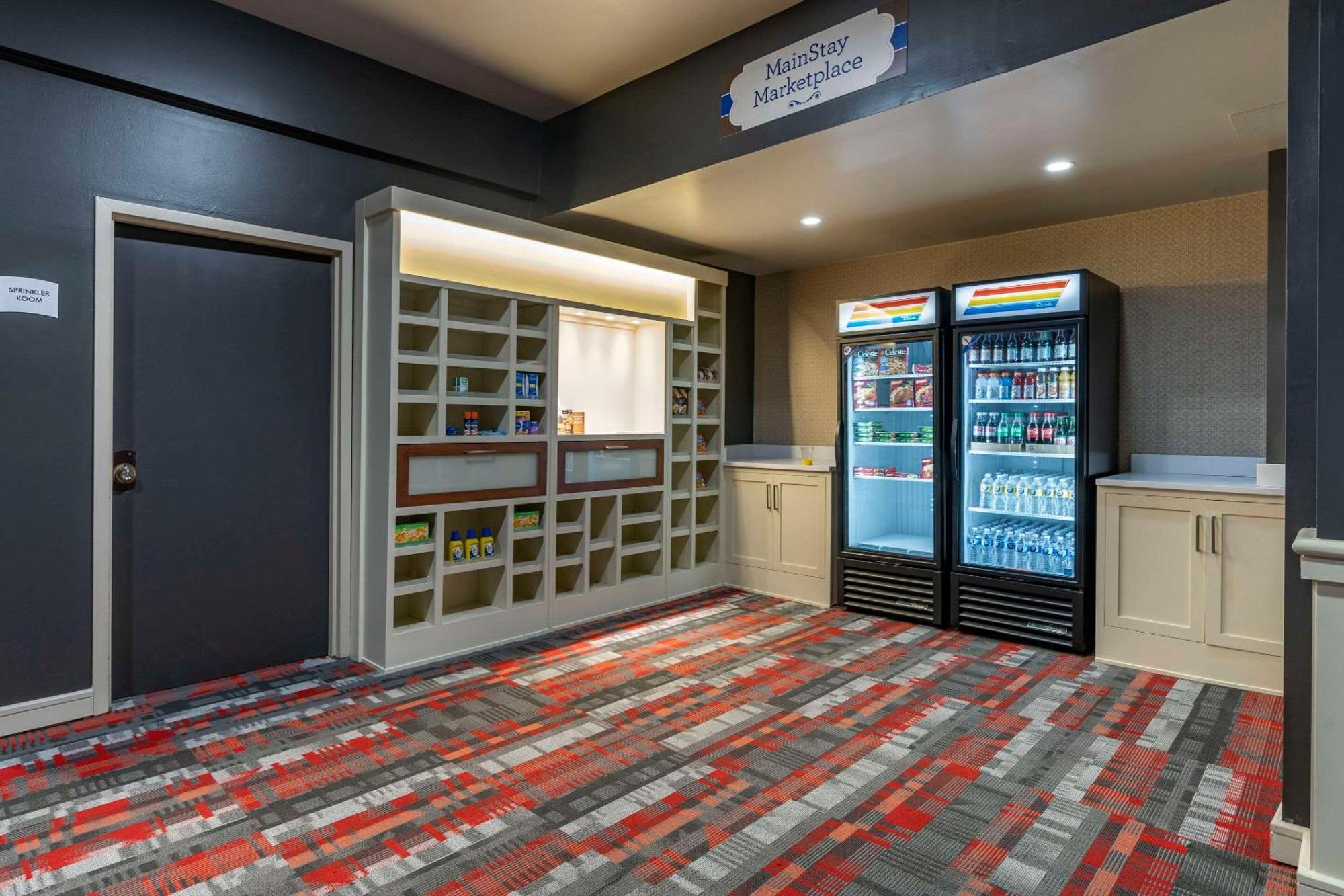 Quality Inn Lexington -Horse Park Bagian luar foto