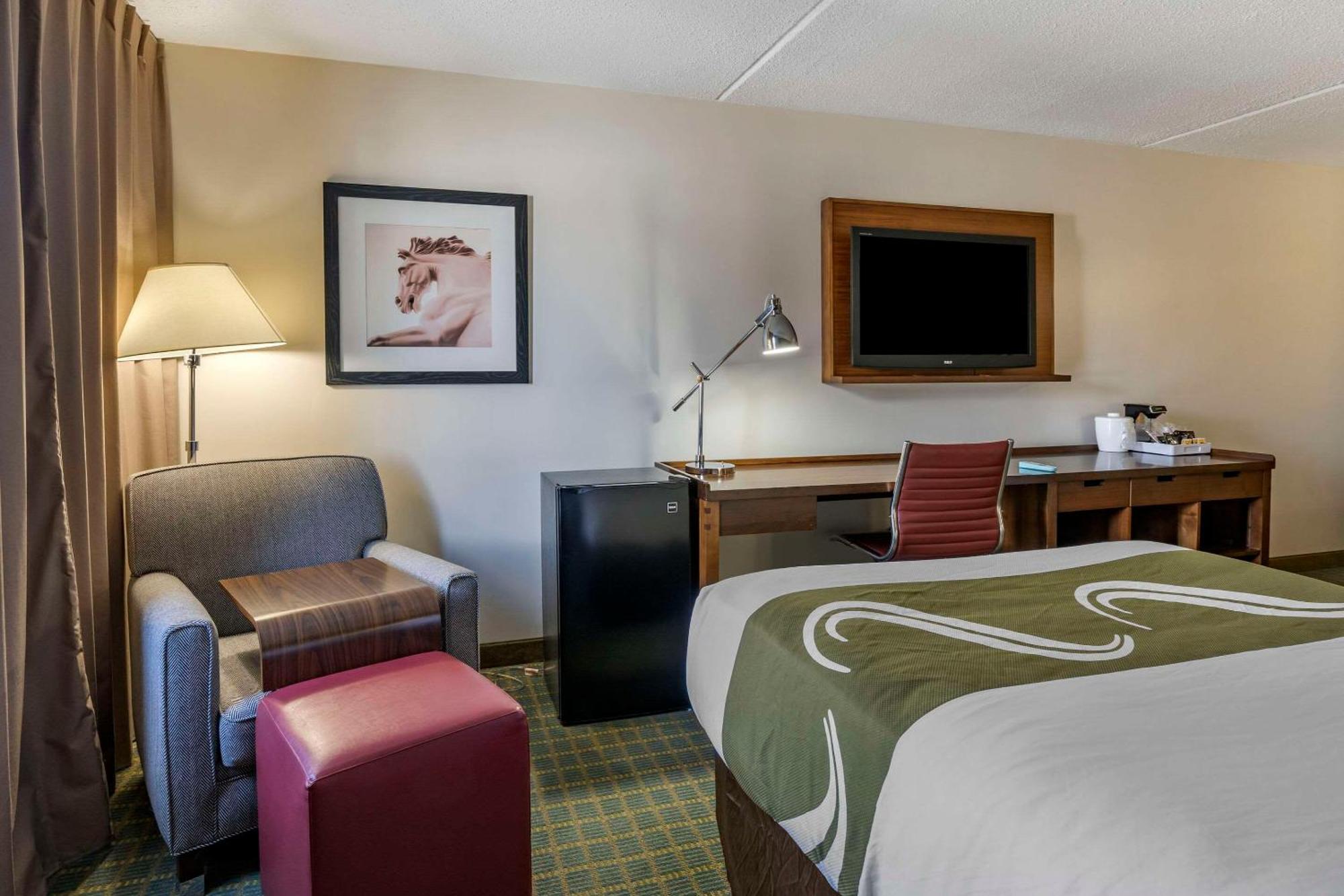 Quality Inn Lexington -Horse Park Bagian luar foto